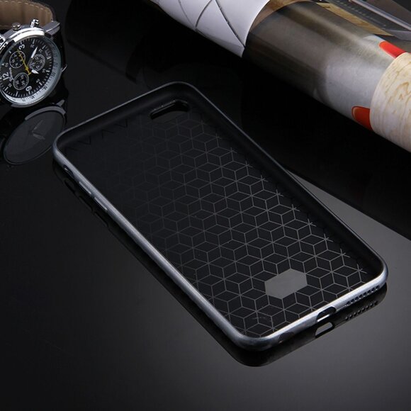 Чехол-накладка Artistic Carbon для iPhone 6 Plus / 6S Plus (серебряный) Чехол-накладка Artistic Carbon для iPhone 6 Plus / 6S Plus (серебряный)