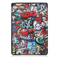 Планшетный чехол для Apple iPad 10.2 (Graffiti Pattern) с магнитом