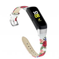 Кожаный ремешок для Samsung Galaxy Fit E SM-R375 (белый с красными цветами)
