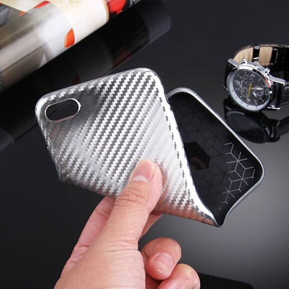 Чехол Artistic Carbon для iPhone 7 / iPhone 8 (серебряный) Чехол Artistic Carbon для iPhone 7 / iPhone 8 (серебряный)