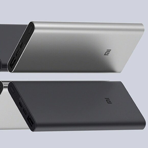 Внешний аккумулятор Xiaomi Mi Power Bank 3 10000 mAh Type-C (серебряный) Внешний аккумулятор Xiaomi Mi Power Bank 3 10000 mAh Type-C (серебряный)