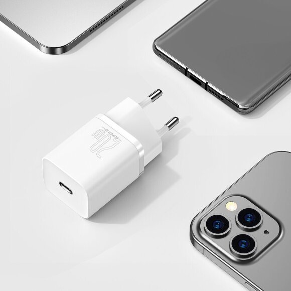 Сетевое зарядное устройство Baseus Super Si Quick Charger 1C 20W (CCSUP-B02) - белый Сетевое зарядное устройство Baseus Super Si Quick Charger 1C 20W (CCSUP-B02) - белый