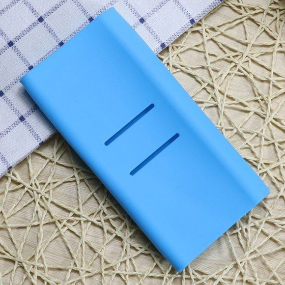 Чехол для внешнего аккумулятора Xiaomi Mi Power Bank 2C 20000 mAh (голубой) Чехол для внешнего аккумулятора Xiaomi Mi Power Bank 2C 20000 mAh (голубой)