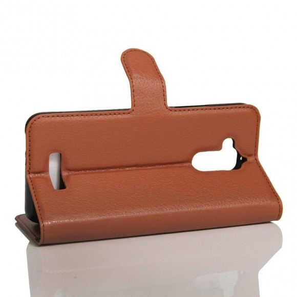 Чехол для ASUS Zenfone 3 Max ZC520TL (коричневый)