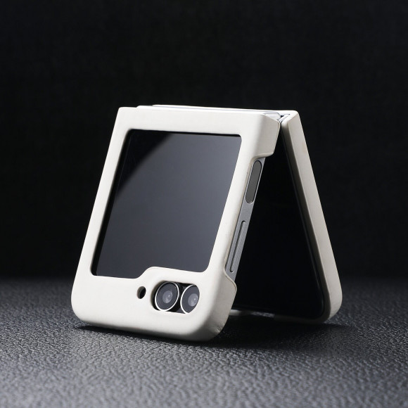 Чехол с MagSafe для Samsung Galaxy Z Flip5 (белый) Чехол с MagSafe для Samsung Galaxy Z Flip5 (белый)