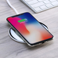 Беспроводное зарядное устройство Remax Flying Saucer (черный) Беспроводное зарядное устройство Remax Flying Saucer (черный)