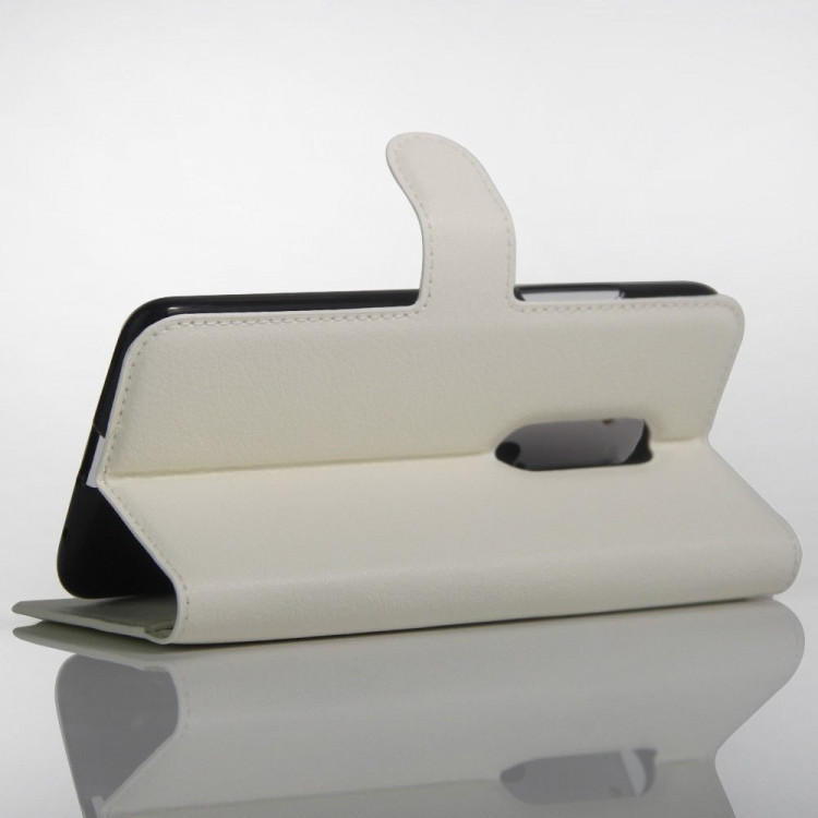 Чехол с визитницей для ZTE Axon 7 (белый)