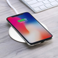 Беспроводное зарядное устройство Remax Flying Saucer (белый) Беспроводное зарядное устройство Remax Flying Saucer (белый)