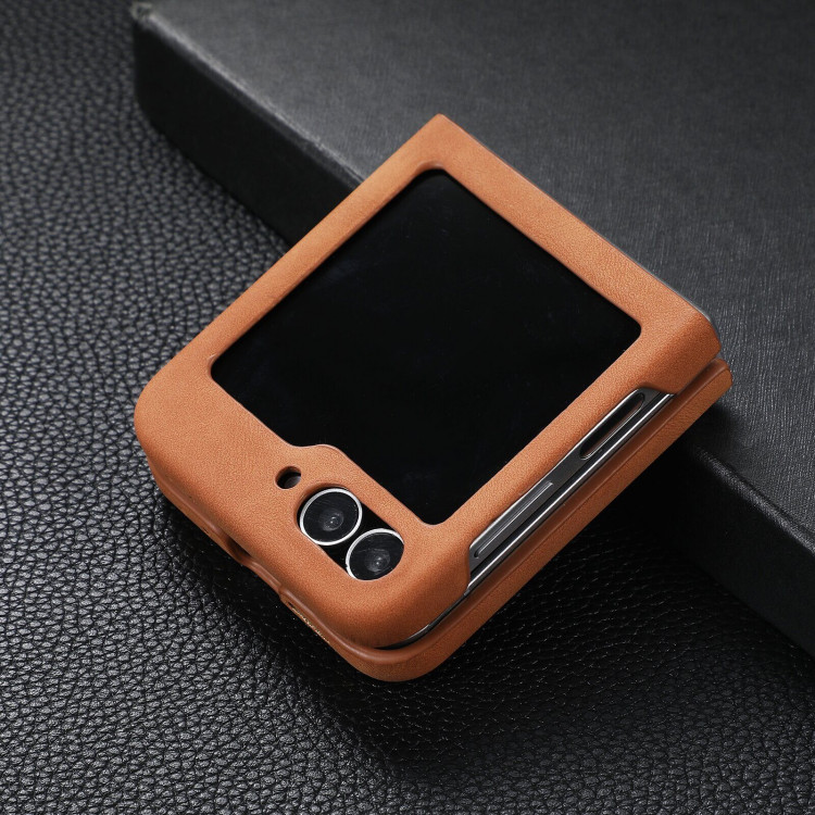 Чехол с MagSafe для Samsung Galaxy Z Flip5 (светло-коричневый)