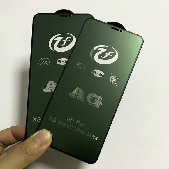 Защитное стекло 3D с зеленым оттенком для iPhone XR / iPhone 11 Защитное стекло 3D с зеленым оттенком для iPhone XR / iPhone 11