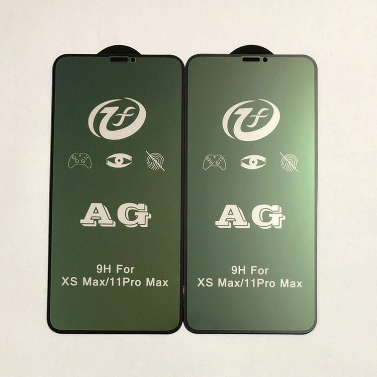 Защитное стекло 3D с зеленым оттенком для iPhone XR / iPhone 11