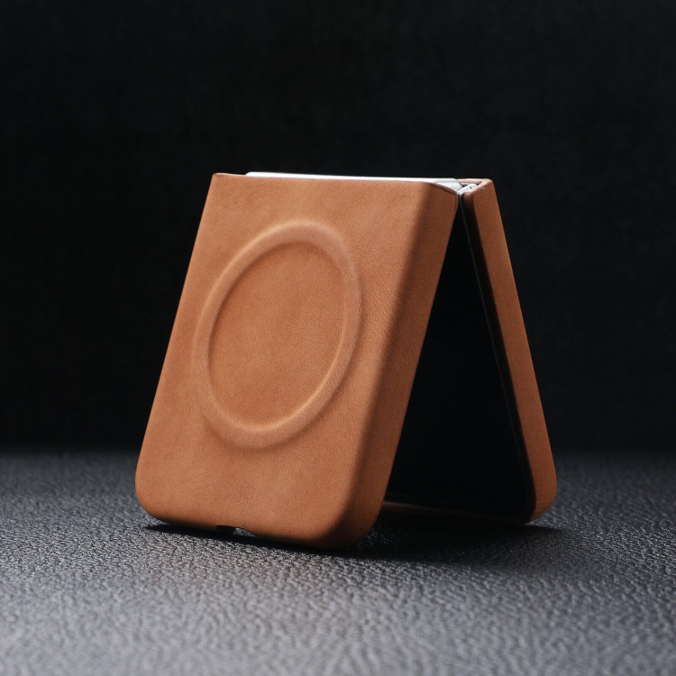 Чехол с MagSafe для Samsung Galaxy Z Flip6 (светло-коричневый)