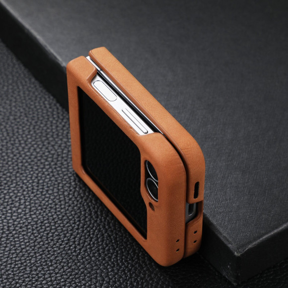 Чехол с MagSafe для Samsung Galaxy Z Flip6 (светло-коричневый)