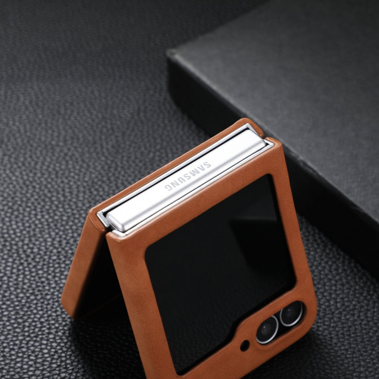 Чехол с MagSafe для Samsung Galaxy Z Flip6 (светло-коричневый)