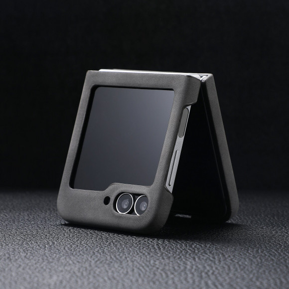 Чехол с MagSafe для Samsung Galaxy Z Flip6 (серый) Чехол с MagSafe для Samsung Galaxy Z Flip6 (серый)