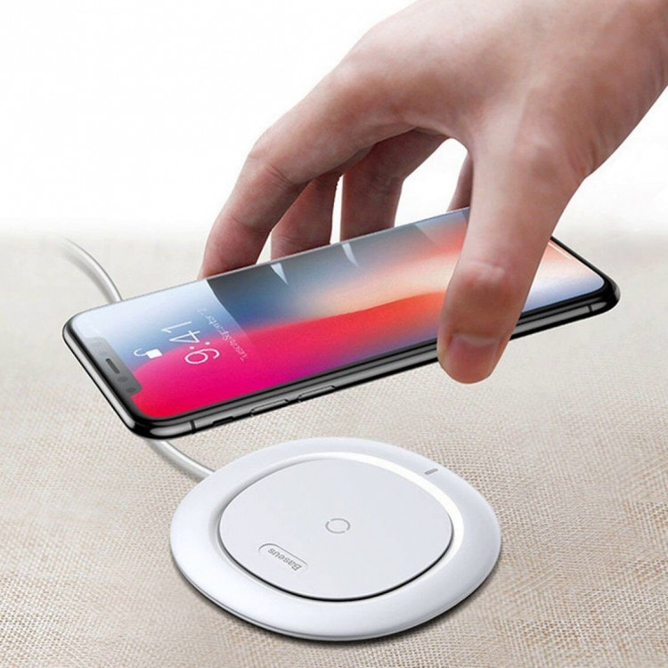 Беспроводное зарядное устройство Baseus UFO series (белый)