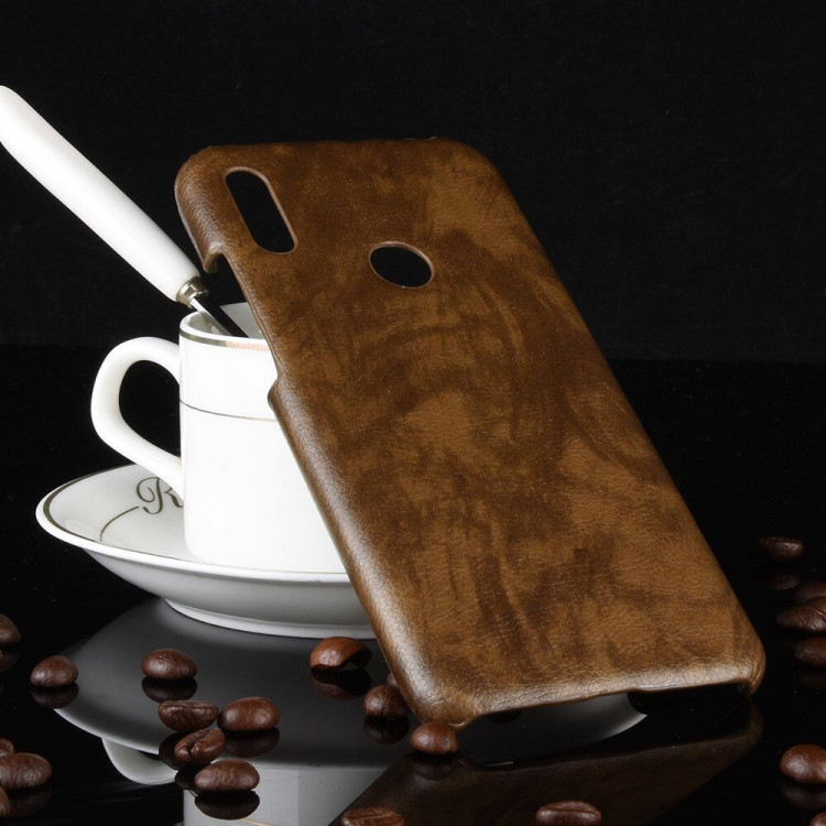 Кожаная накладка-чехол для Huawei Y6 (2019) / Honor 8A / Honor 8A Pro / Honor 8A Prime (коричневый)