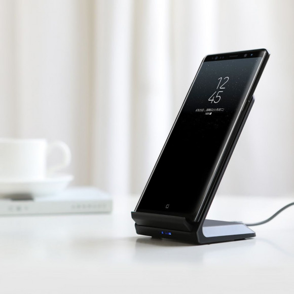 Беспроводное зарядное устройство NILLKIN Fast Wireless Charging Stand Беспроводное зарядное устройство NILLKIN Fast Wireless Charging Stand
