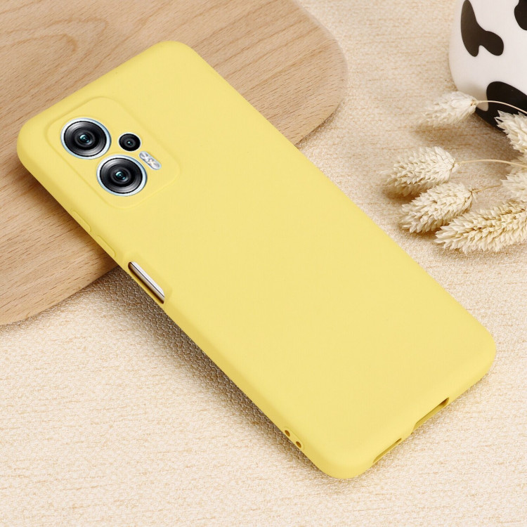 Силиконовый чехол Mobile Shell для Poco X4 GT (желтый)