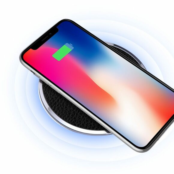 Беспроводное зарядное устройство NILLKIN Magic disk III Fast Charge Edition (черный) Беспроводное зарядное устройство NILLKIN Magic disk III Fast Charge Edition (черный)