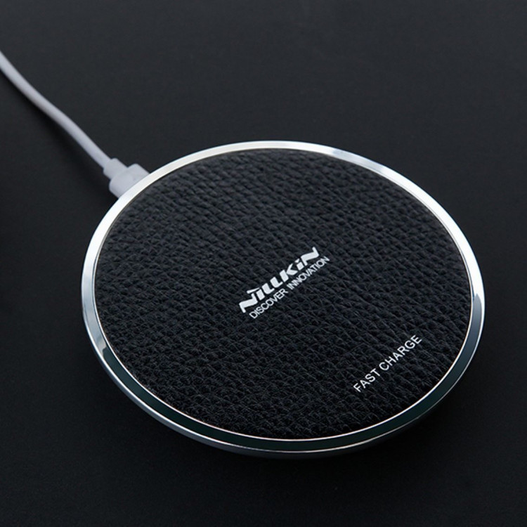 Беспроводное зарядное устройство NILLKIN Magic disk III Fast Charge Edition (черный)