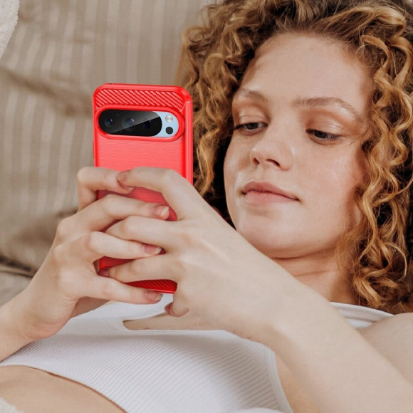 Чехол-накладка Carbon Fibre для Google Pixel 9, Pixel 9 Pro (красный) Чехол-накладка Carbon Fibre для Google Pixel 9, Pixel 9 Pro (красный)